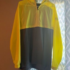 Men’s Under Armour 3/4 zip wind breaker